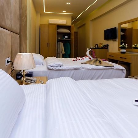Rizk Pyramids View Hotel Kafret el-Gabal المظهر الخارجي الصورة