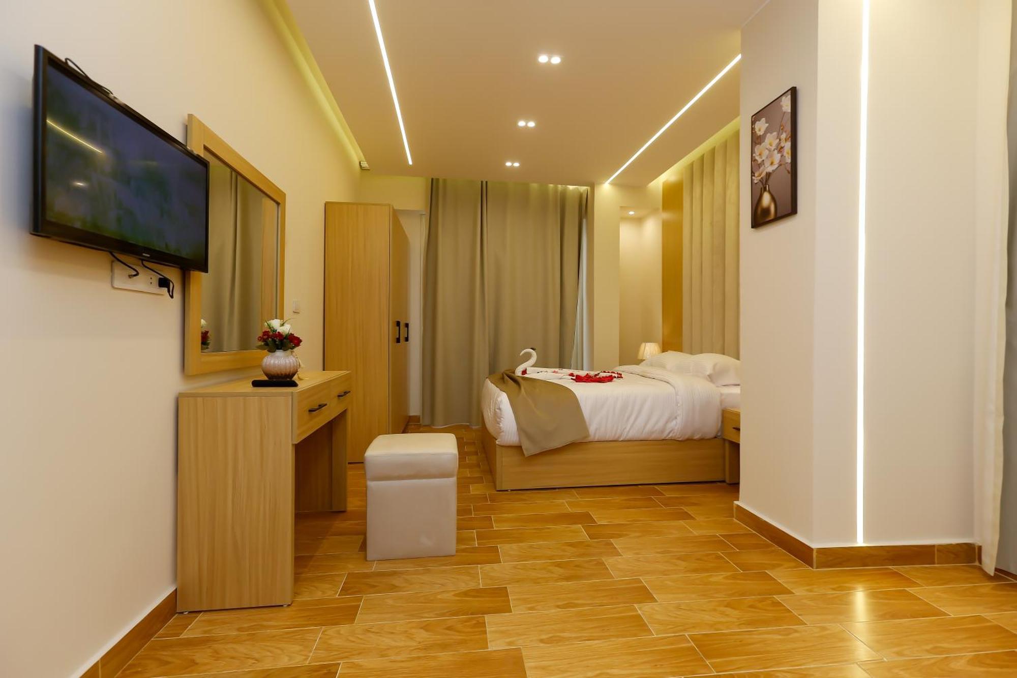 Rizk Pyramids View Hotel Kafret el-Gabal المظهر الخارجي الصورة