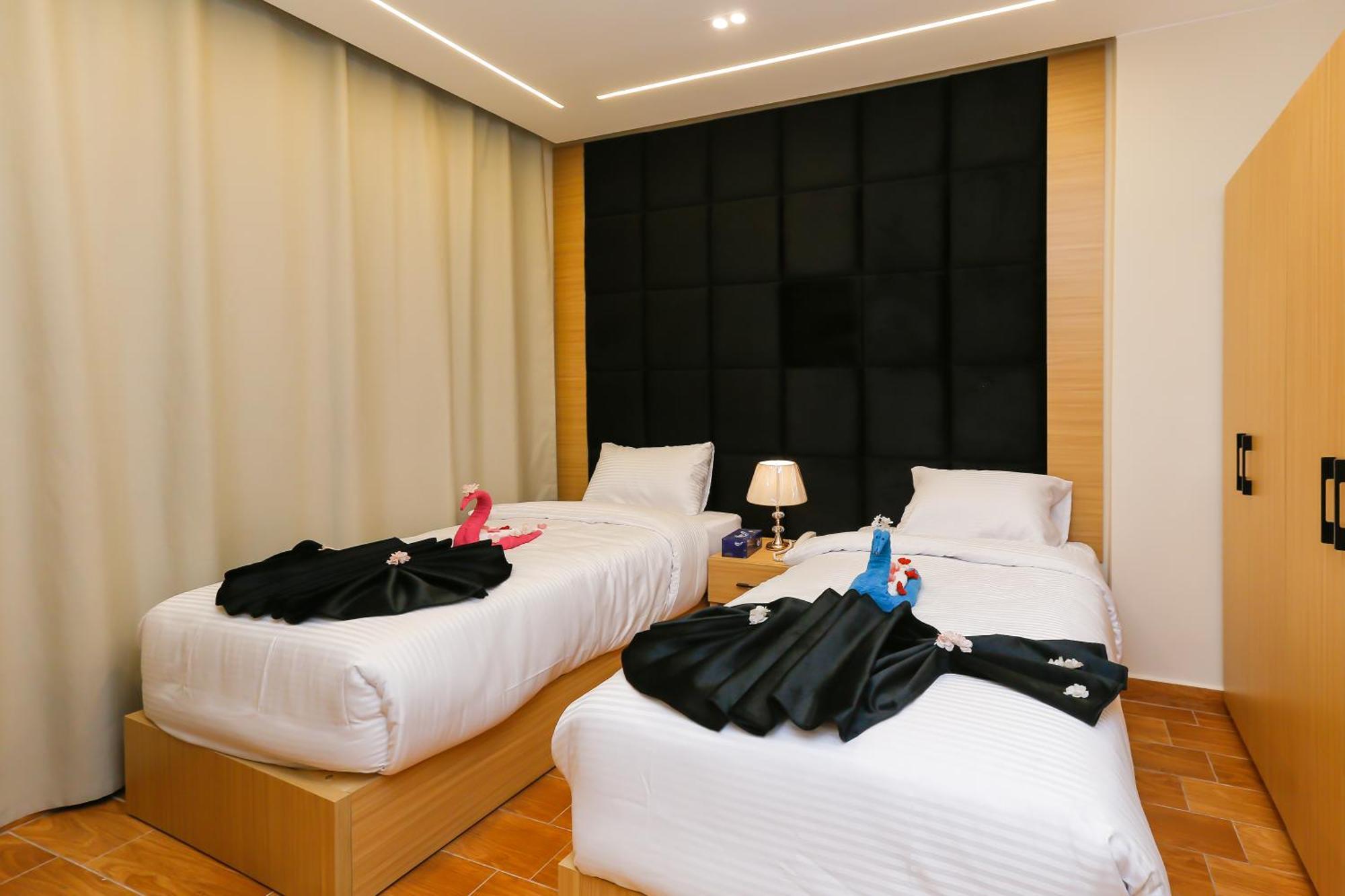 Rizk Pyramids View Hotel Kafret el-Gabal المظهر الخارجي الصورة